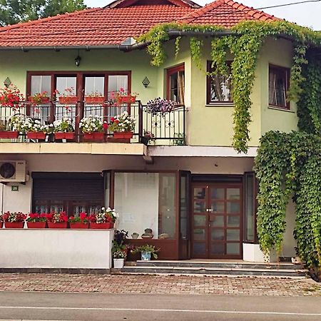 Apartman Hujic Apartment Bihać Exterior foto